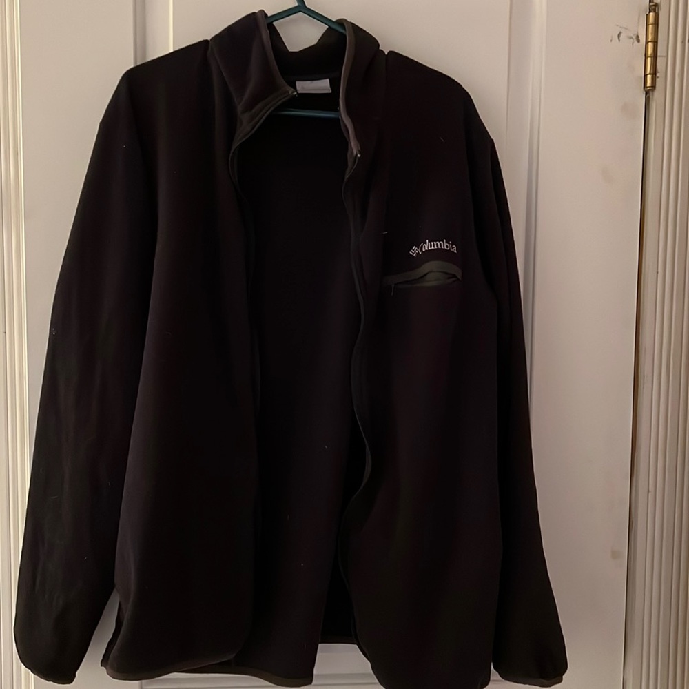 Columbia zip up jacket